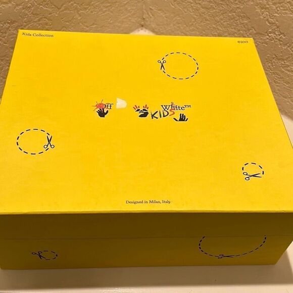 Off-White Kids Size 31 Monsters Graphic Rainboots Black Cartoon Print Luxury New - Picture 16 of 16